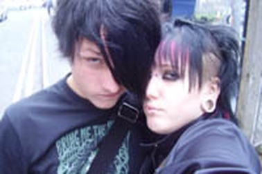 Văn hóa EMO của giới trẻ Matxcơva