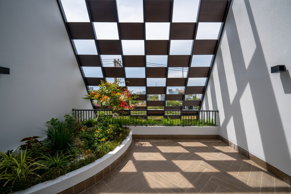 Căn nhà không mái, mát quanh năm của vợ chồng Đà Nẵng - 2 Căn nhà không mái, mát quanh năm của vợ chồng Đà Nẵng - 2