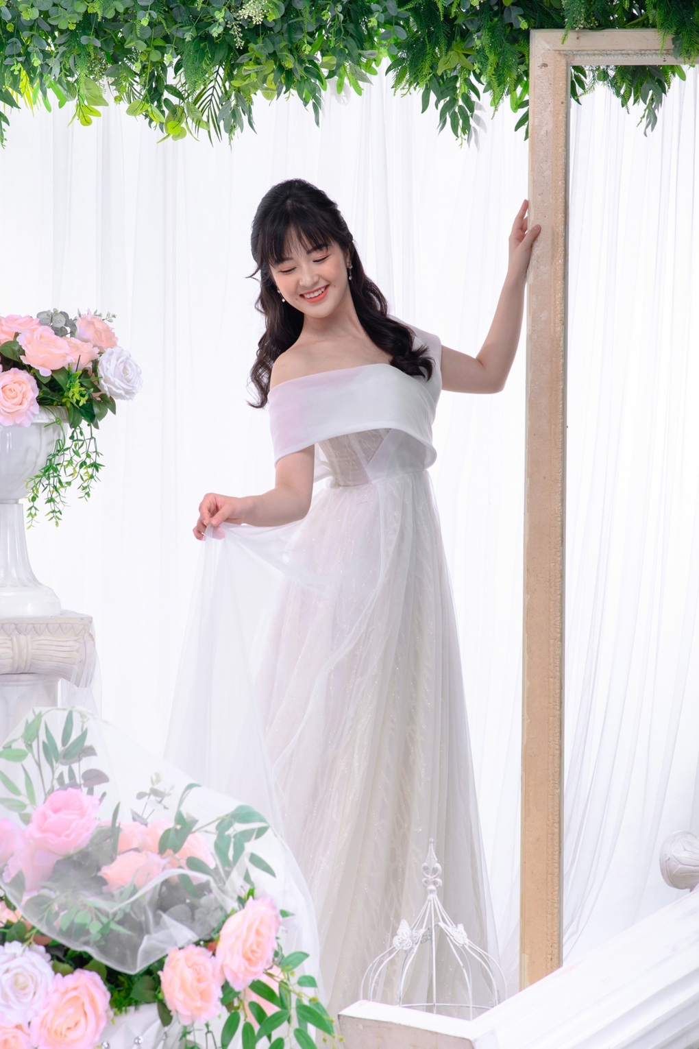 12 nữ sinh tài sắc cạnh tranh ngôi vị Hoa khôi Đại học Ngoại thương 2022 - 4 12 nữ sinh tài sắc cạnh tranh ngôi vị Hoa khôi Đại học Ngoại thương 2022 - 4