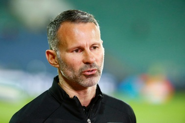 Lộ lý do huyền thoại Ryan Giggs hành hung bạn gái