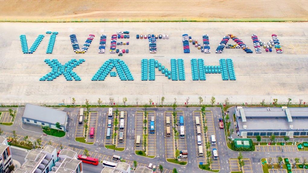 Hệ sinh thái Vingroup thăng hạng trong “Top 100 thương hiệu giá trị nhất Việt Nam năm 2025” - 2 Hệ sinh thái Vingroup thăng hạng trong “Top 100 thương hiệu giá trị nhất Việt Nam năm 2025” - 2