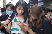 TPHCM: Sinh viên tốt nghiệp trường đại học nào được trả lương cao nhất?