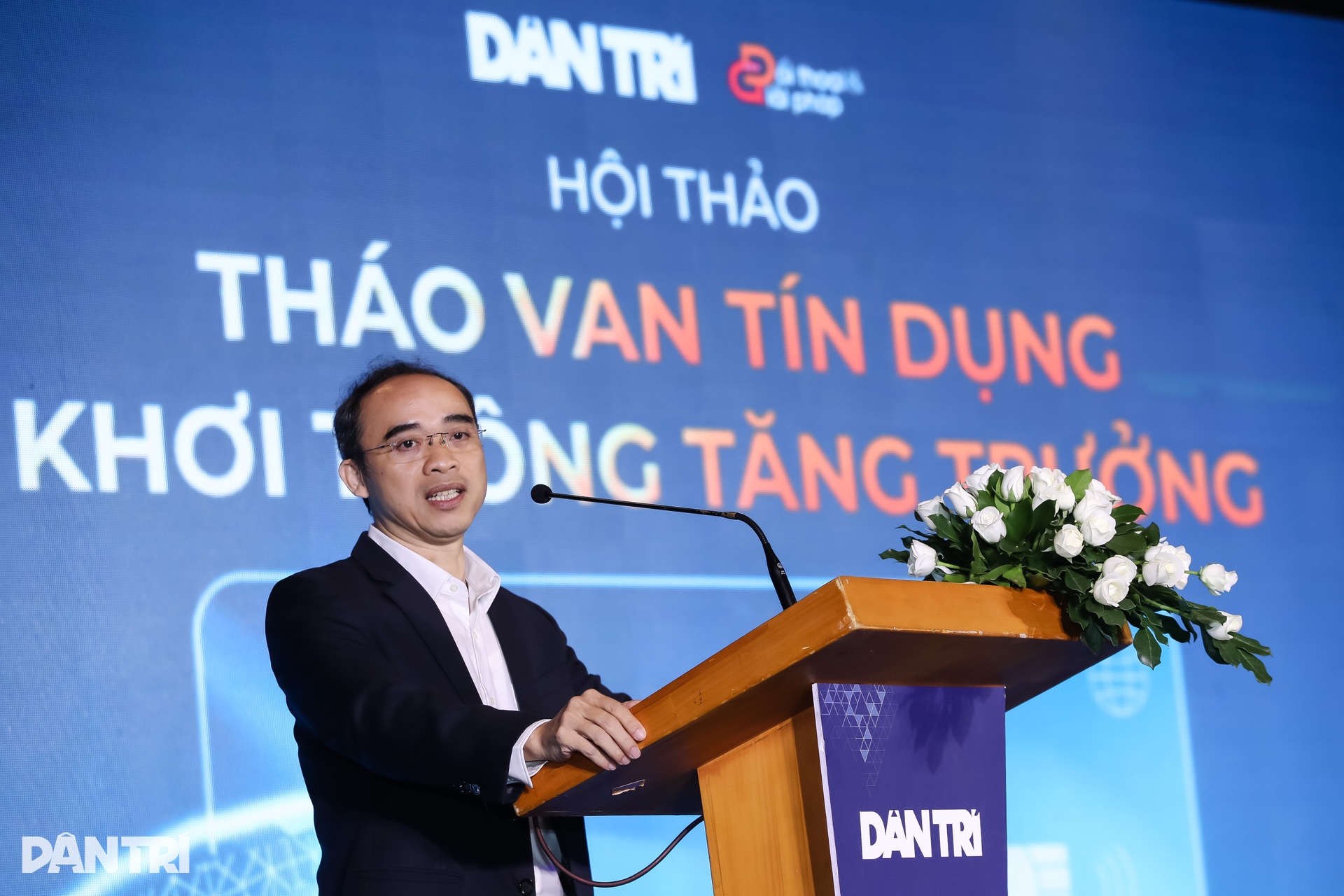 Tìm cách để ngân hàng tiêu được nhiều tiền - 5 Tìm cách để ngân hàng tiêu được nhiều tiền - 5