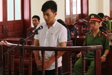 Mê chơi game, “anh hùng bàn phím” chiếm đoạt hàng trăm triệu đồng