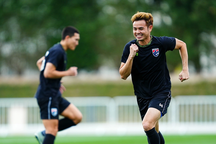 Bước chuẩn bị cuối cùng của Thái Lan và Uzbekistan trước trận quyết đấu