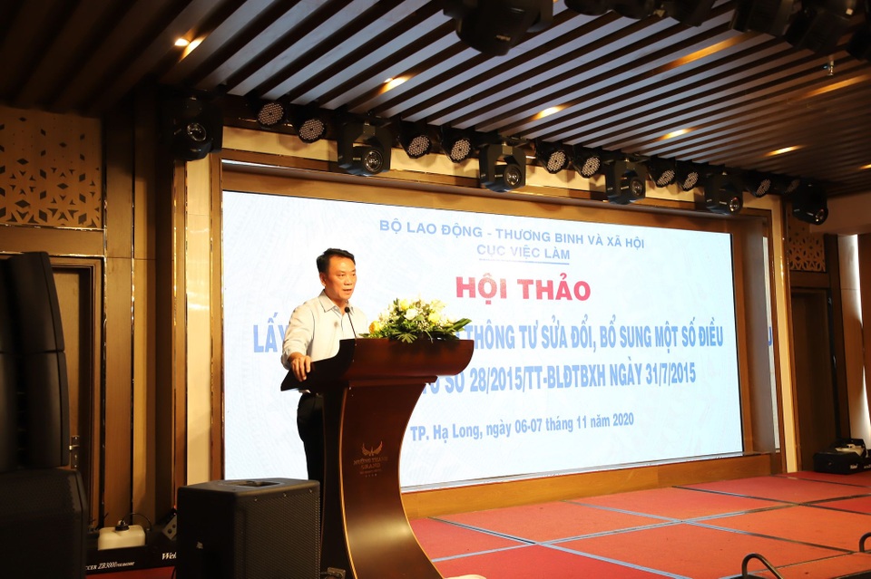 Ông Tào Bằng Huy - Cục Phó Cục Việc làm (Bộ LĐ-TB&XH) phát biểu tại Hội thảo huy.jpg