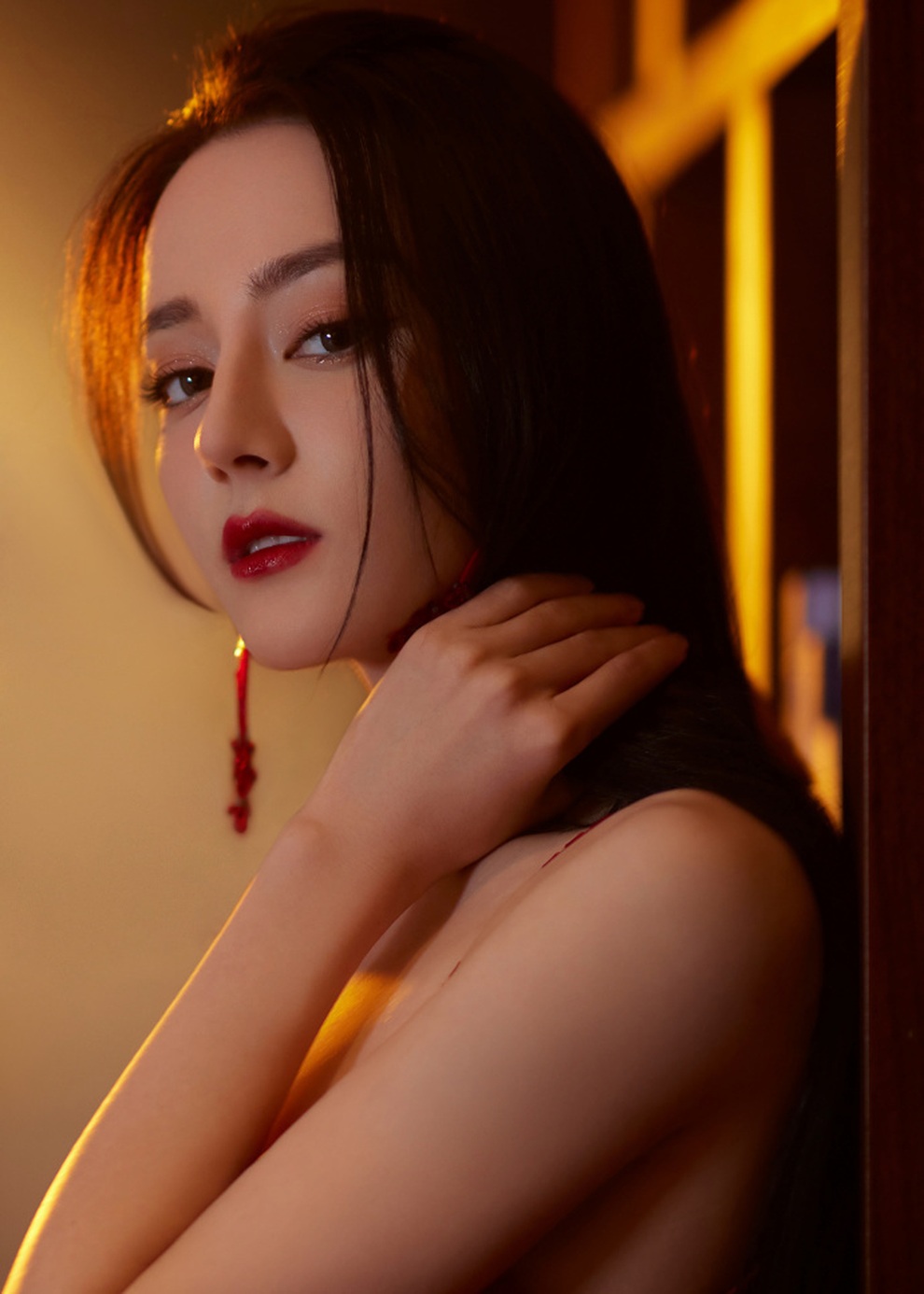 Những lần xuất hiện gây chú ý của mỹ nhân Tân Cương Địch Lệ Nhiệt Ba - 3 Những lần xuất hiện gây chú ý của mỹ nhân Tân Cương Địch Lệ Nhiệt Ba - 3