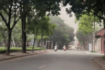 Khoảnh khắc thời tiết Hà Nội "trở mặt" trong vài giây, hút triệu lượt xem