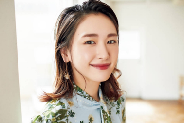 Vẻ trong trẻo của nữ diễn viên có khuôn mặt được khao khát nhất Nhật Bản