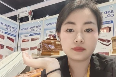 Cô gái chuyên bán quan tài từ lý do không ngờ, thu lợi nhuận đáng mơ ước