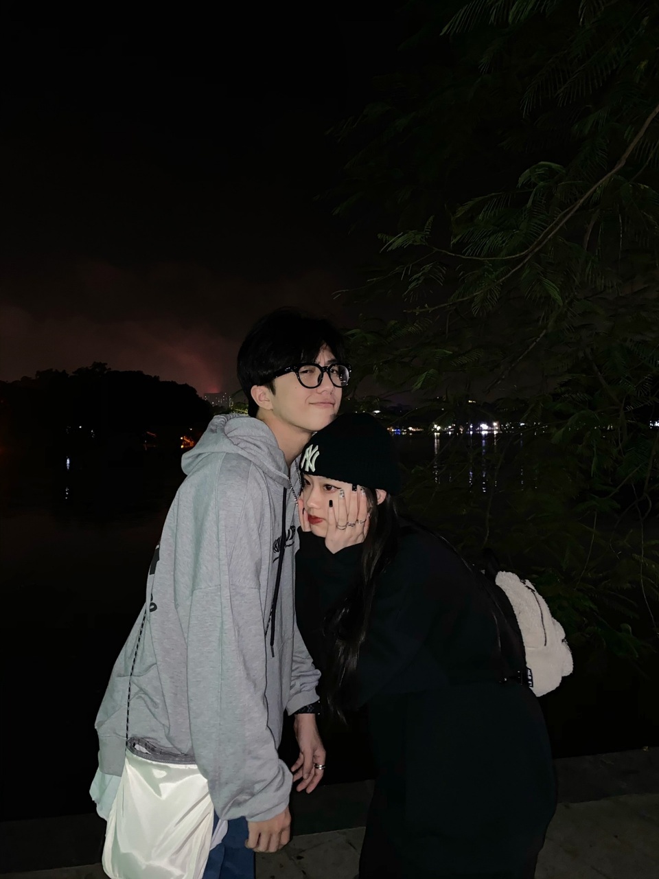 Chuyện tình chị ơi, anh yêu em của cặp đôi trai tài gái sắc - 8 Chuyện tình chị ơi, anh yêu em của cặp đôi trai tài gái sắc - 8