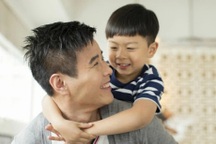 Đến nhà vợ cũ ăn cơm, sau đó tôi mất ngủ vì câu nói của con trai 5 tuổi