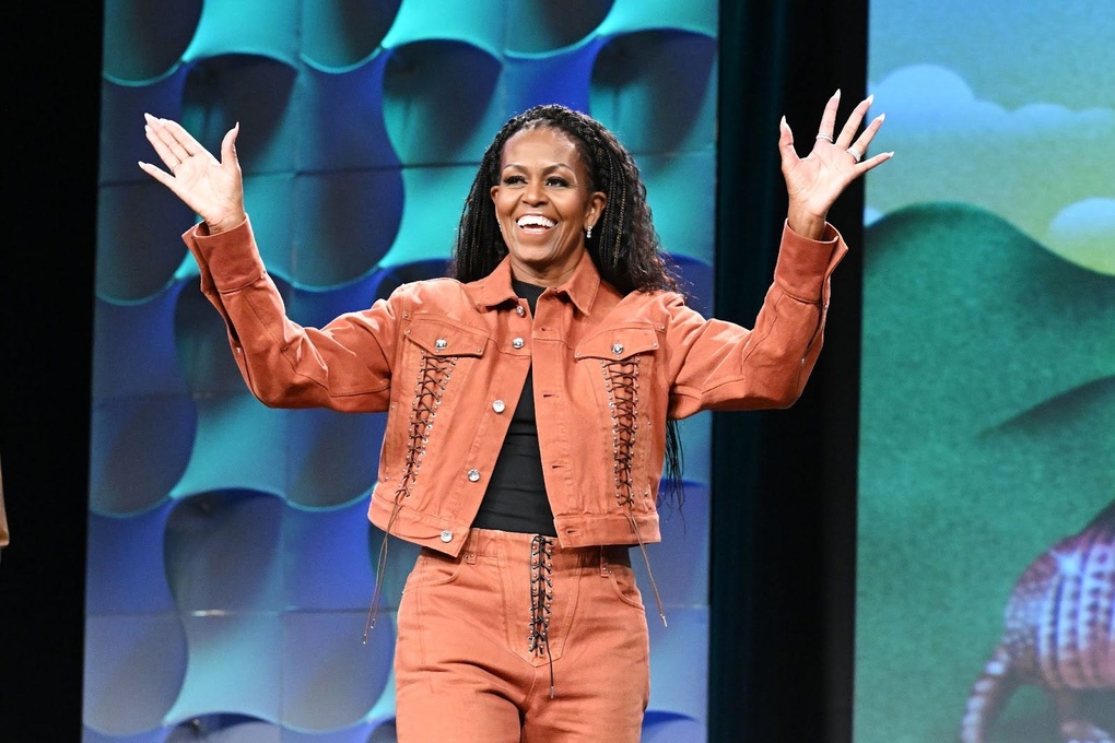 Ánh sáng trong ta - Cuốn sách tiết lộ những bí mật của Michelle Obama - 1 Ánh sáng trong ta - Cuốn sách tiết lộ những bí mật của Michelle Obama - 1