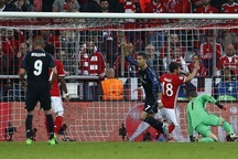 Bayern Munich 1-2 Real Madrid: C.Ronaldo lập cú đúp