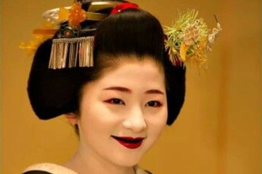 Răng đen - vẻ đẹp chuẩn mực của phụ nữ Nhật Bản xưa