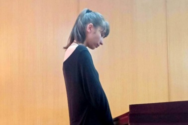 Tình yêu mù quáng và tội lỗi của cô gái ngoại quốc