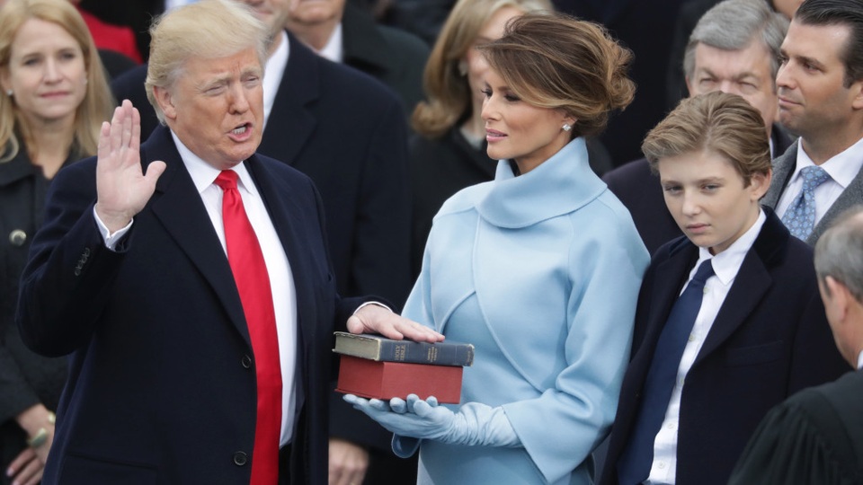 Cậu út nhà Trump mới 13 tuổi đã cao hơn 1,9 mét - 12 Cậu út nhà Trump mới 13 tuổi đã cao hơn 1,9 mét - 12