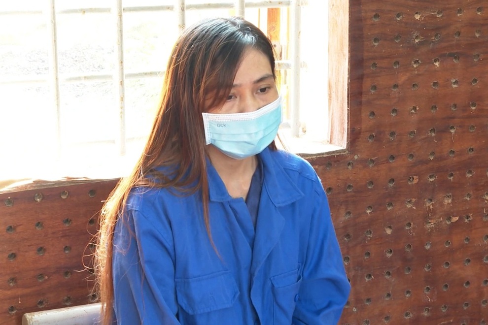 Cô gái tạt xăng đốt chết người tình kém 3 tuổi - 1 Cô gái tạt xăng đốt chết người tình kém 3 tuổi - 1
