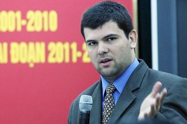 Chống tham nhũng, đừng dùng “bình cũ rượu cũ”