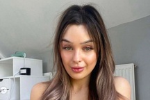 Nữ cổ động viên xinh đẹp và bốc lửa của Man City