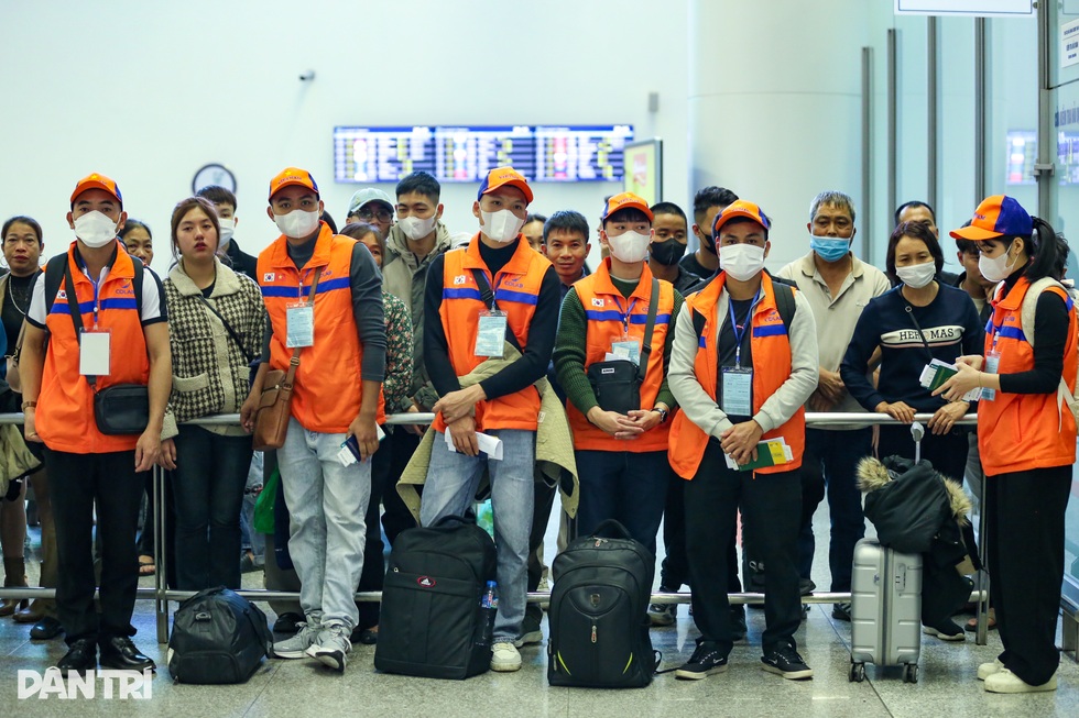 Những bữa cơm chan nước mưa, nước mắt là hành trang mang về làm chủ! - 7 Những bữa cơm chan nước mưa, nước mắt là hành trang mang về làm chủ! - 7