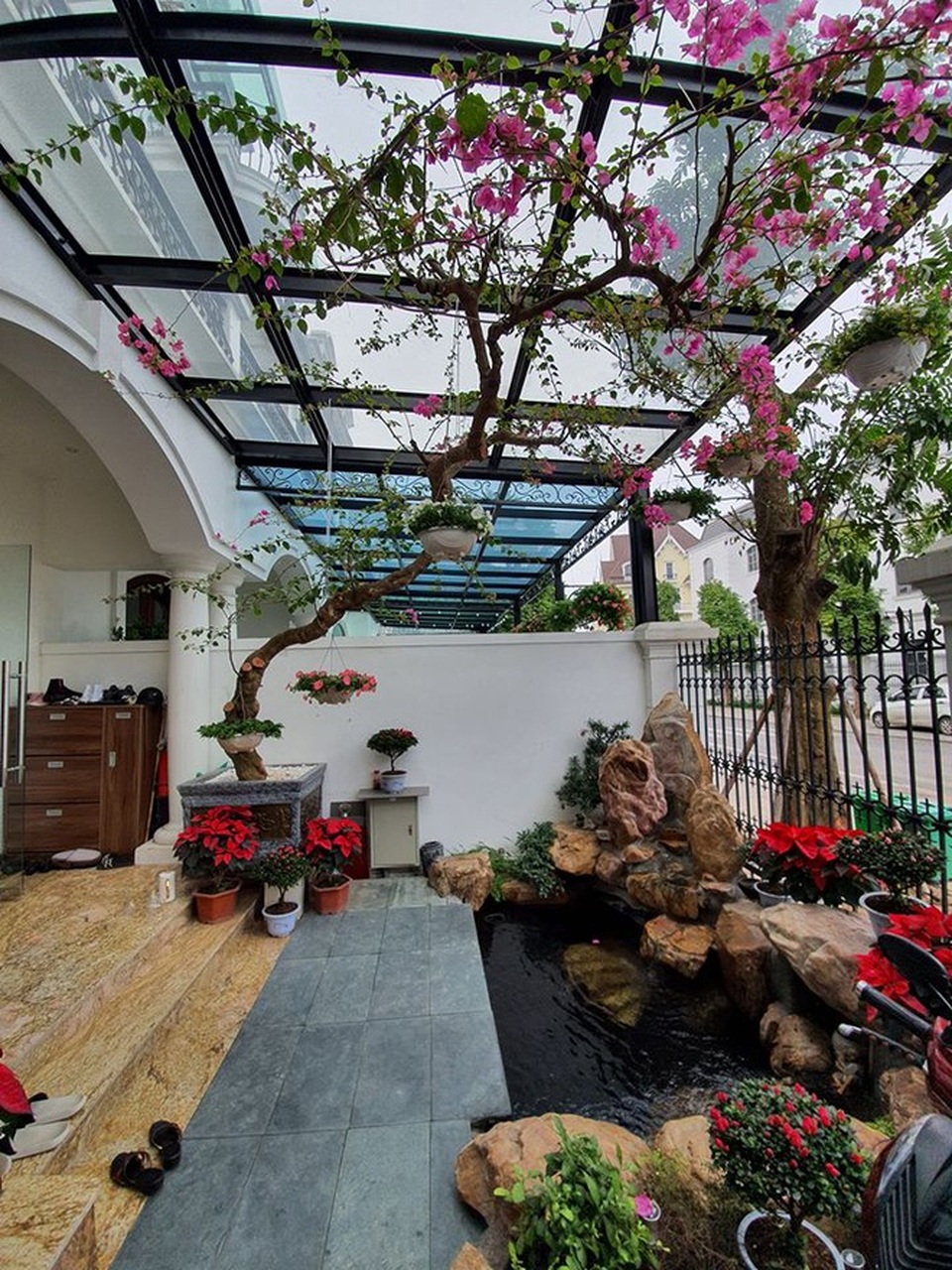 Sao Việt trang hoàng biệt thự, căn hộ rực rỡ đón Tết Canh Tý - 2 Sao Việt trang hoàng biệt thự, căn hộ rực rỡ đón Tết Canh Tý - 2