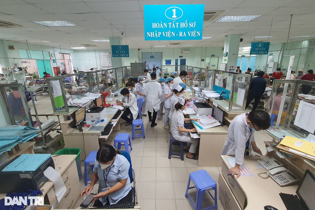 Có bệnh viện tại TPHCM, bác sĩ nhận thu nhập tăng thêm 39 triệu đồng/tháng - 2 Có bệnh viện tại TPHCM, bác sĩ nhận thu nhập tăng thêm 39 triệu đồng/tháng - 2