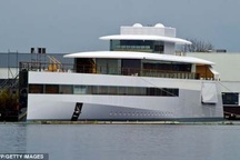 Siêu du thuyền của Steve Jobs bị bắt vì thiếu nợ
