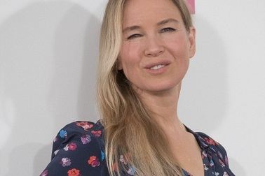 Ngày càng khó nhận ra "tiểu thư Jones" Renee Zellweger!