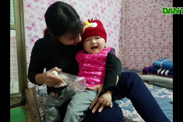 Ông bố trẻ "suýt" bỏ mạng được bạn đọc Dân trí giúp đỡ gần 91 triệu đồng chữa bệnh cho con.