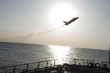 Cựu Tổng thống Ba Lan: Mỹ lẽ ra nên bắn rơi máy bay Su-24 của Nga