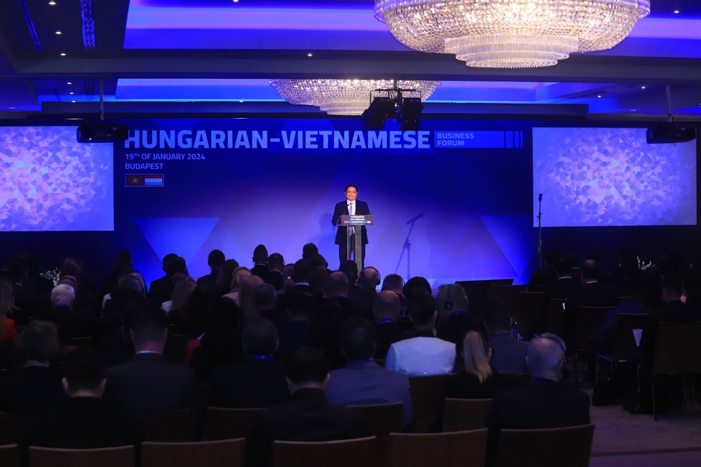 Thủ tướng Hungary muốn thiết lập đường bay thẳng tới Việt Nam - 1 Thủ tướng Hungary muốn thiết lập đường bay thẳng tới Việt Nam - 1