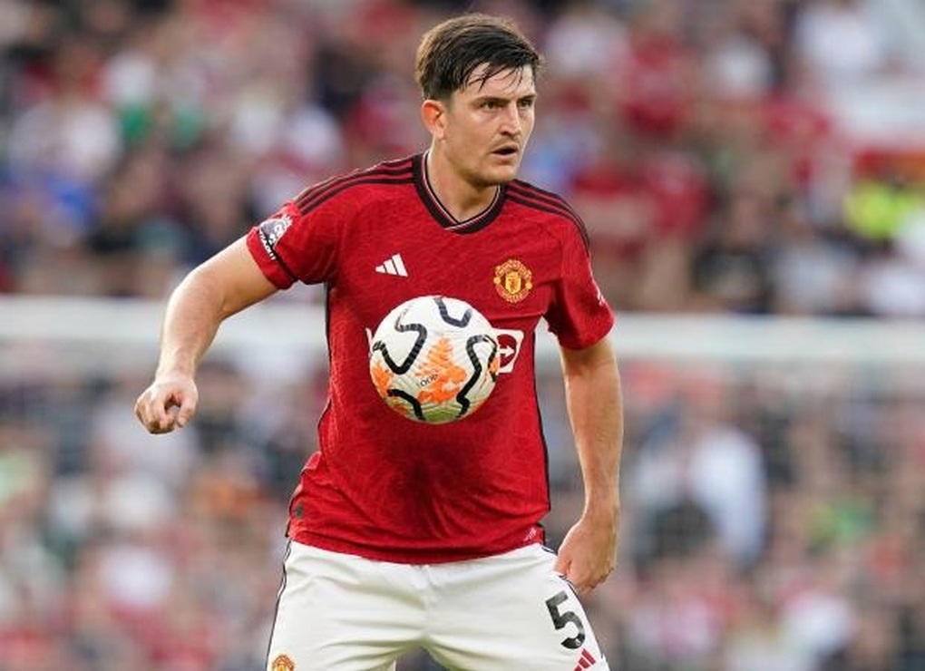 Maguire lần đầu lên tiếng về việc bị HLV Ten Hag bỏ rơi ở Man Utd - 2 Maguire lần đầu lên tiếng về việc bị HLV Ten Hag bỏ rơi ở Man Utd - 2