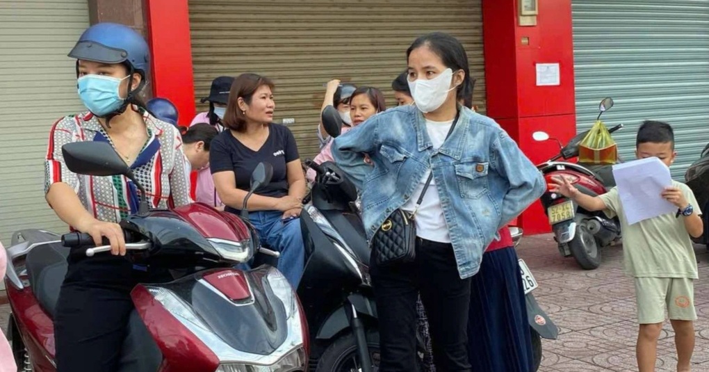 Trung tâm Anh ngữ đột ngột đóng cửa: Giám đốc, nhân viên đều mất tích - 2 Trung tâm Anh ngữ đột ngột đóng cửa: Giám đốc, nhân viên đều mất tích - 2