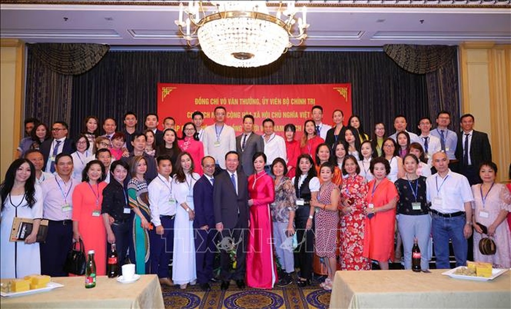 Chủ tịch nước Võ Văn Thưởng gặp gỡ kiều bào Việt Nam tại Áo và châu Âu - 3 Chủ tịch nước Võ Văn Thưởng gặp gỡ kiều bào Việt Nam tại Áo và châu Âu - 3