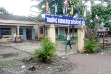 Hàng chục năm mong ngóng ngôi trường khang trang