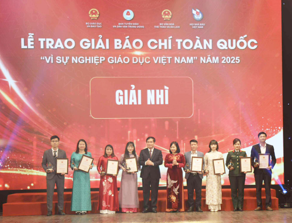 Báo Dân trí đạt Giải thưởng Vì sự nghiệp giáo dục Việt Nam năm 2025 - 2 Báo Dân trí đạt Giải thưởng Vì sự nghiệp giáo dục Việt Nam năm 2025 - 2