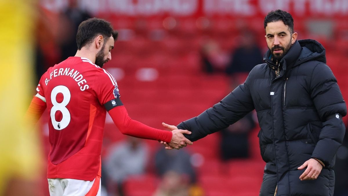 គ្រូបង្វឹក Amorim សារភាពថា Man Utd លេងអន់ពេក បារម្ភពីរបួស Martinez - ៣ HLV Amorim thừa nhận Man Utd chơi quá tệ, lo ngại chấn thương của Martinez - 3