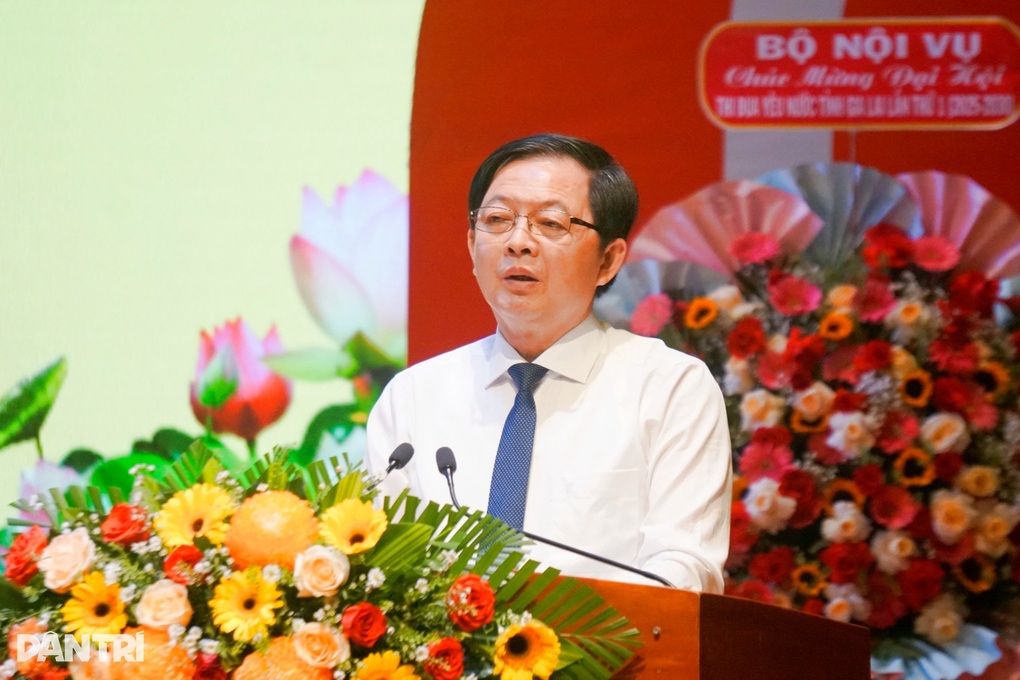 Bí thư Gia Lai: Thi đua là gieo trồng, khen thưởng là thu hoạch - 1 Bí thư Gia Lai: Thi đua là gieo trồng, khen thưởng là thu hoạch - 1