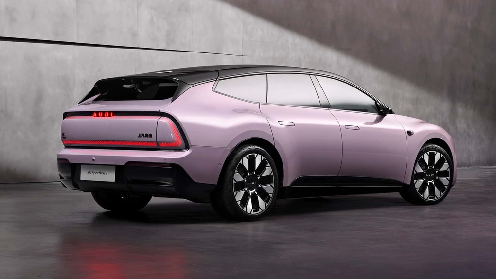 Mẫu xe đầu tiên của thương hiệu AUDI tại Trung Quốc lập tức gây sốt - 2 Mẫu xe đầu tiên của thương hiệu AUDI tại Trung Quốc lập tức gây sốt - 2