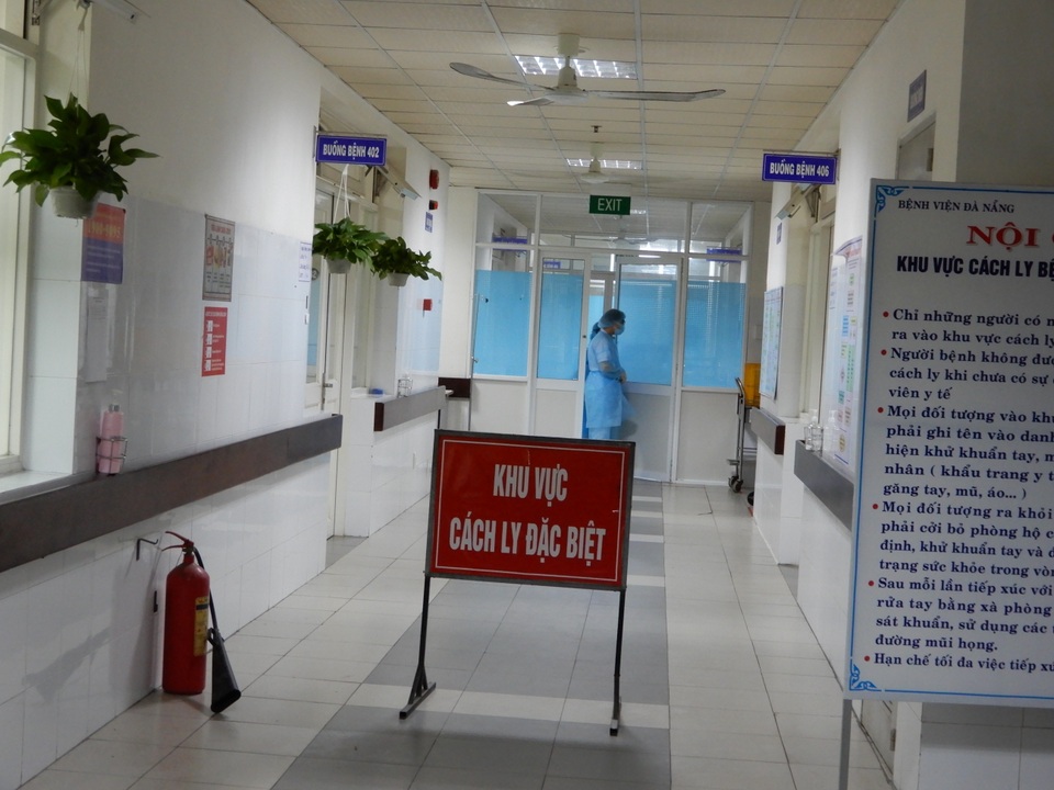 Hậu Giang: Cách ly, theo dõi một phụ nữ bị sốt trở về từ Trung Quốc - 3 Hậu Giang: Cách ly, theo dõi một phụ nữ bị sốt trở về từ Trung Quốc - 3
