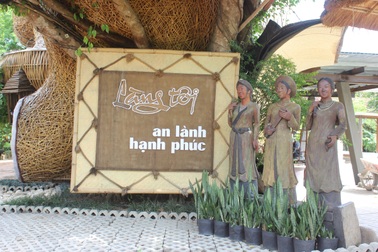 Tham quan văn hóa các vùng miền trong một ngày