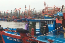 Quảng Bình: Di dời hơn 100 hộ dân để phòng chống bão số 13