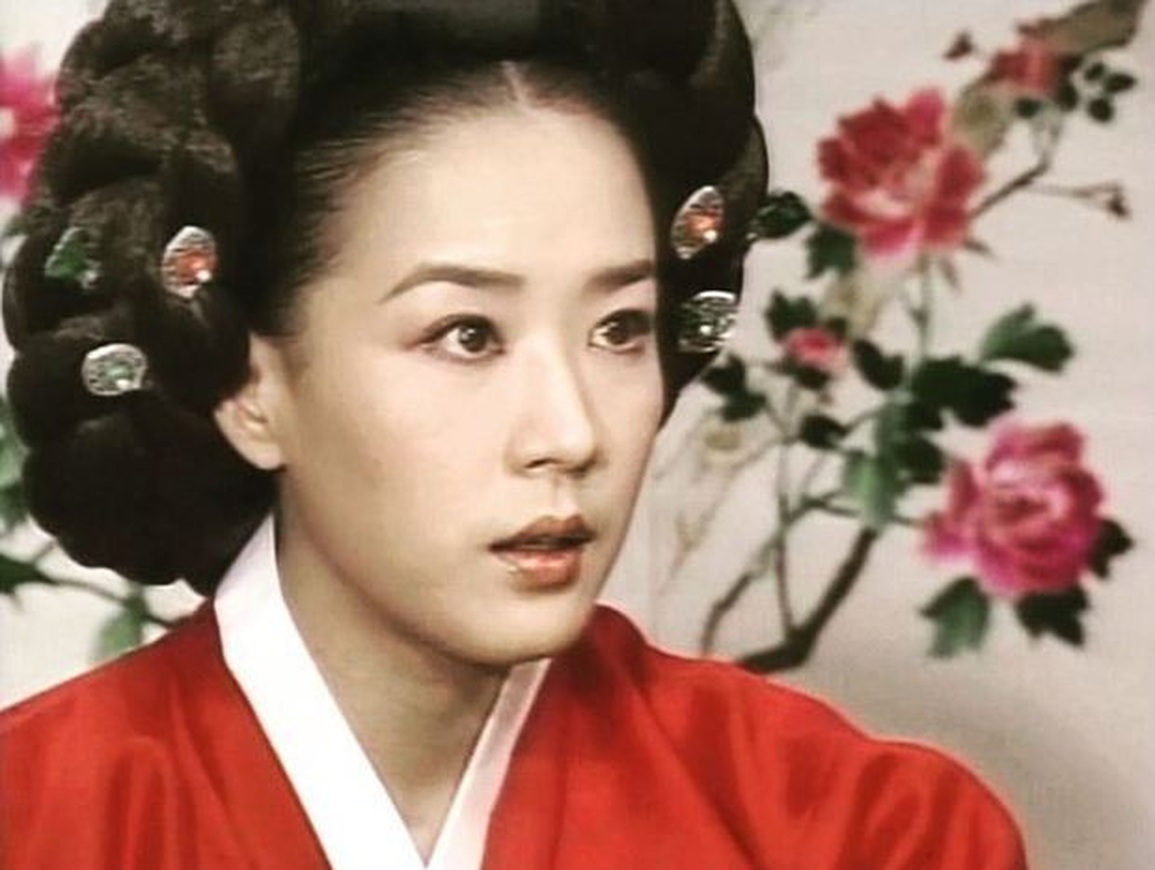 Ảnh hậu điện ảnh xứ Hàn qua đời sau hai ngày rơi vào hôn mê - 2 Ảnh hậu điện ảnh xứ Hàn qua đời sau hai ngày rơi vào hôn mê - 2