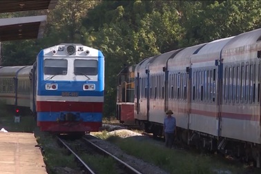 Quảng Bình lần đầu đón tàu hỏa charter du lịch tuyến Hà Nội - Đồng Hới