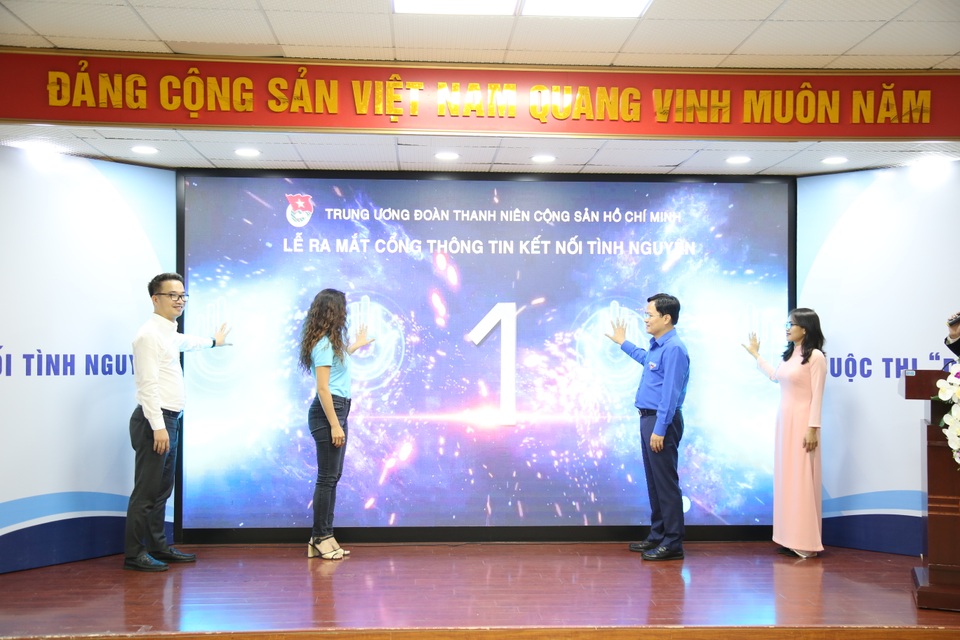 10 dự án xuất sắc được trao giải Dự án Tình nguyện năm 2020 - 2 10 dự án xuất sắc được trao giải Dự án Tình nguyện năm 2020 - 2