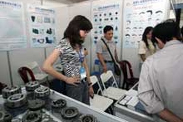 Thuế nhập khẩu linh kiện ô tô tăng thêm 5-10%