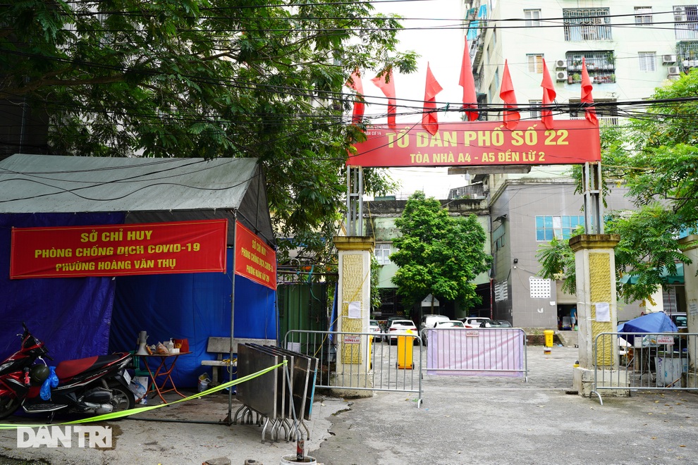 Phong tỏa 5 tòa chung cư liên quan chùm 16 ca mắc Covid-19 ở Hà Nội - 4 Phong tỏa 5 tòa chung cư liên quan chùm 16 ca mắc Covid-19 ở Hà Nội - 4