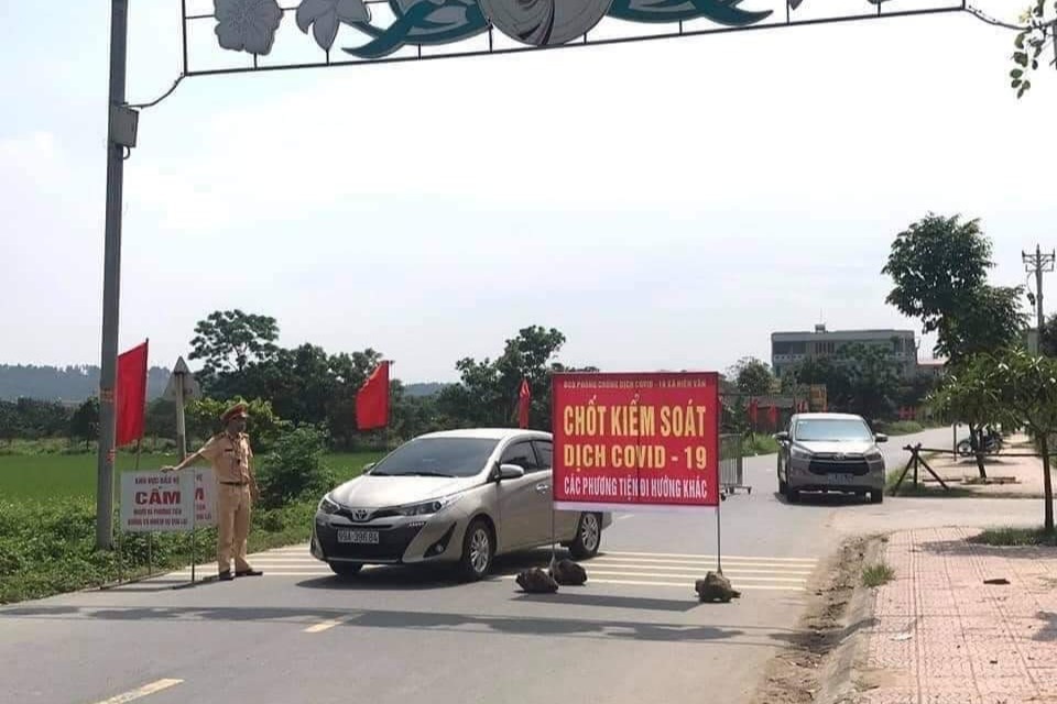 Bắc Ninh giãn cách xã hội 5 huyện, thị có ca mắc Covid-19 từ đêm nay - 1 Bắc Ninh giãn cách xã hội 5 huyện, thị có ca mắc Covid-19 từ đêm nay - 1