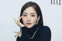 Mỹ nhân phẫu thuật thẩm mỹ đẹp nhất xứ Hàn chiếm sóng mạng xã hội